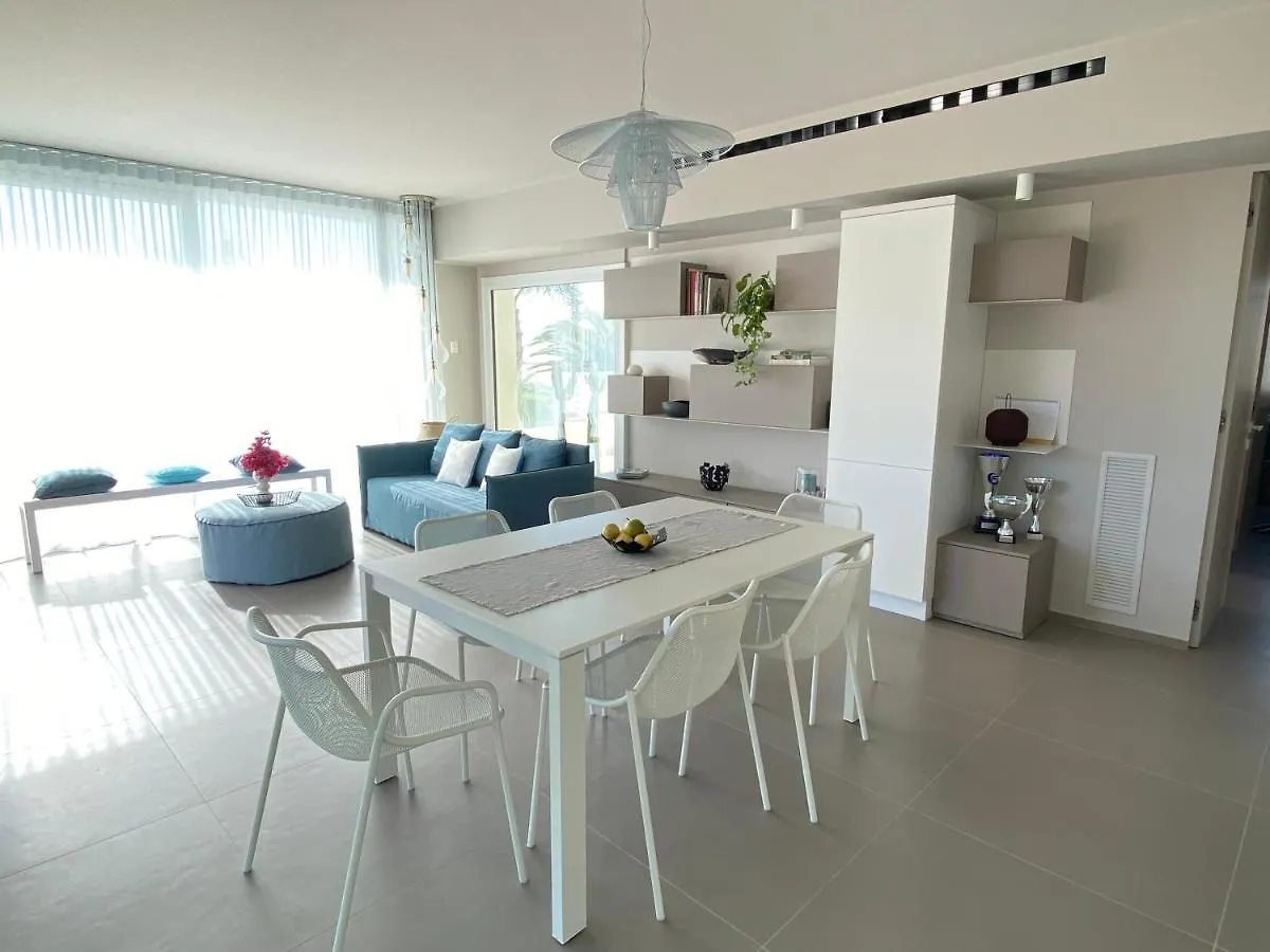 Beachside, Luxury Apartment Plaia Grande